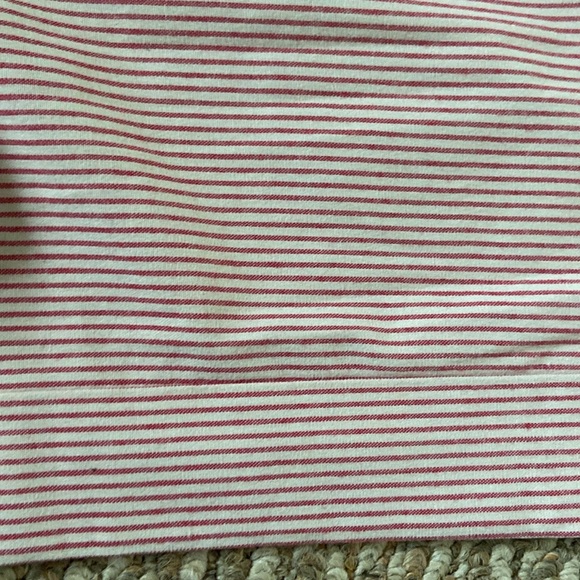 Outback Red NWOT Pink and White Pin-Striped Women’s Shorts - Picture 10 of 11
